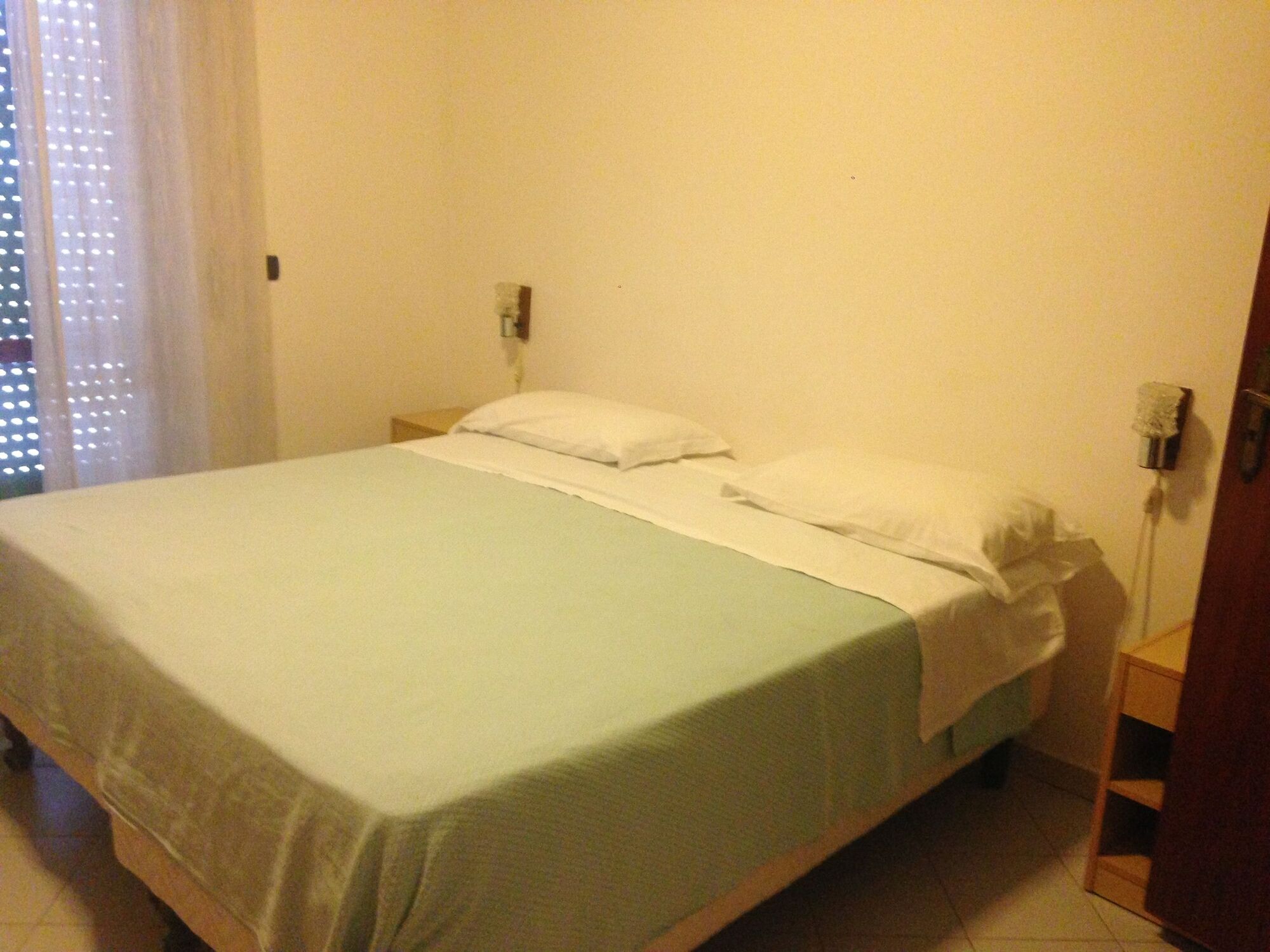 קזאל ולינו Hotel Europa מראה חיצוני תמונה